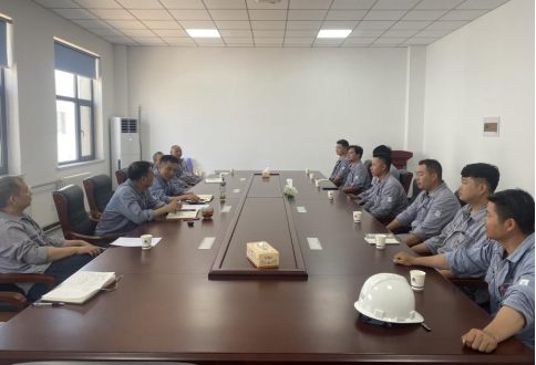 宁夏88858cc永利官网召开“八一”慰问退役军人座谈会